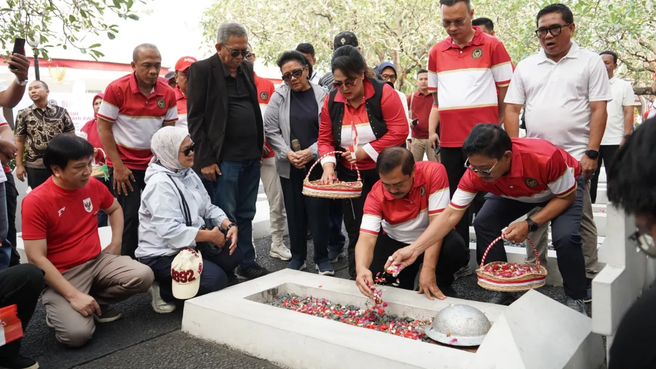 Jelang HUT RI, Kemenimipas Gelar Aksi Bersih TMP Taruna Tangerang dan Ziarah Tokoh Pejuang — Ringkasan Singkat