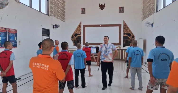 Gelar Senam bagi Tahanan Mapenaling Wujudkan Tingkat Kebugaran di Rutan Kudus