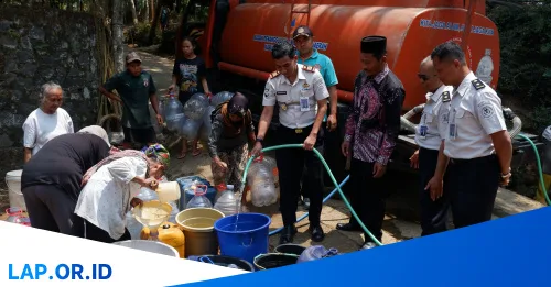 Peduli Kekeringan, Rutan Temanggung Salurkan 10.000 Liter Air Bersih untuk Warga Pendowo